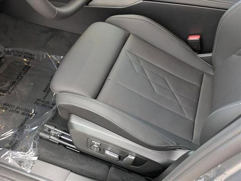 New 2026 BMW X3 xDrive30 w/ Premium Package image 4