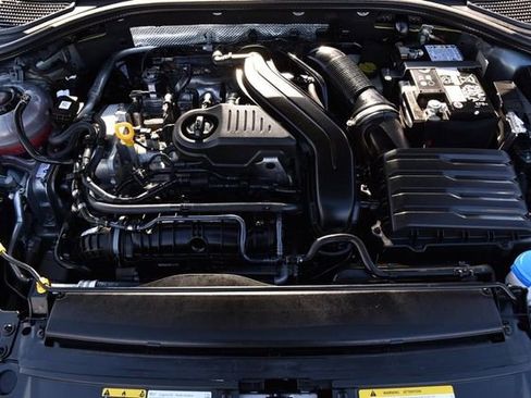 Used 2024 Volkswagen Jetta Sport image 23