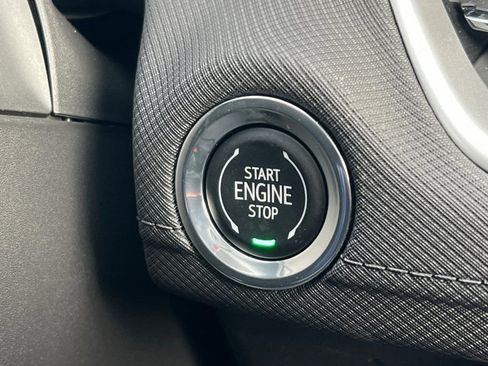 New 2026 Chevrolet TrailBlazer LT w/ LT Cold Weather Package FWD image 19