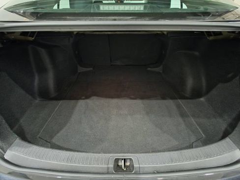 Used 2023 Toyota Corolla LE FWD image 21