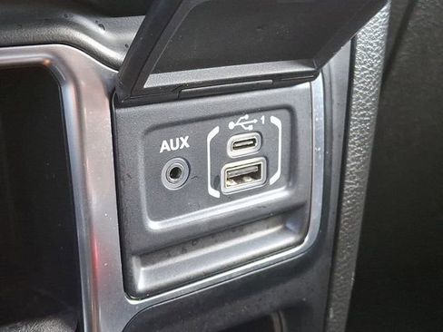 Used 2021 Jeep Wrangler Unlimited Sport image 22