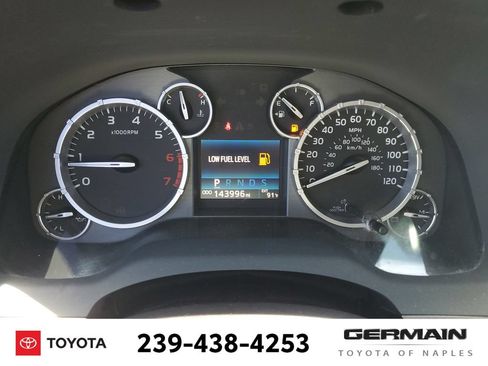 Used 2017 Toyota Tundra SR5 w/ SR5 Upgrade Package AWD/4WD image 25