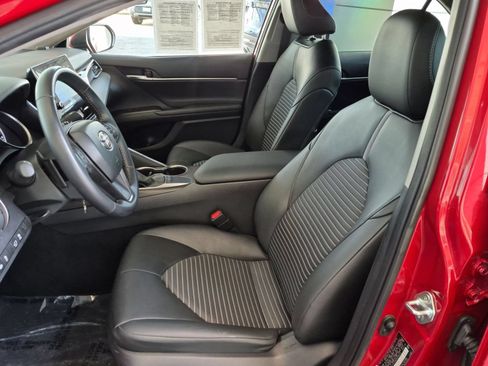 Used 2024 Toyota Camry SE FWD image 21