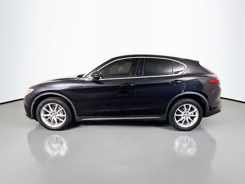 Used 2018 Alfa Romeo Stelvio Ti AWD/4WD image 6