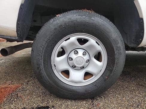 Used 2022 Toyota Tacoma SR image 23