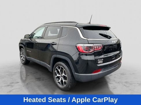 Used 2025 Jeep Compass Limited AWD/4WD image 3