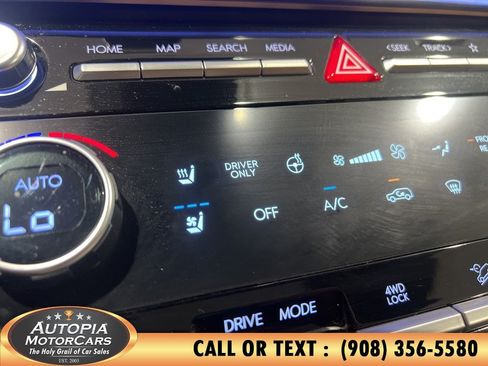 Used 2025 Hyundai Santa Fe Limited AWD/4WD image 52