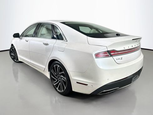 Used 2020 Lincoln MKZ Reserve w/ Luxury Package FWD image 5