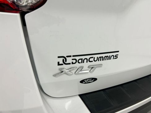 Used 2021 Ford Explorer XLT image 26