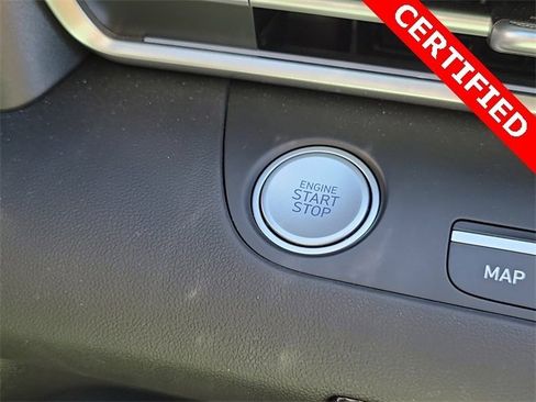 Certified 2025 Hyundai Elantra SEL image 8