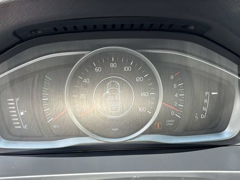 Used 2018 Volvo V60 T5 Dynamic FWD image 15