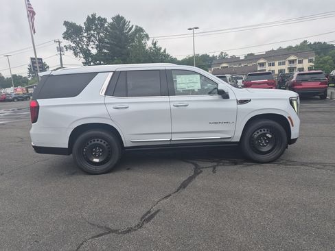 Used 2026 GMC Yukon Denali w/ Denali Reserve Package AWD/4WD image 6