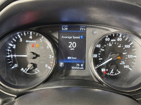 Used 2020 Nissan Rogue Sport SL w/ Premium Package image 28