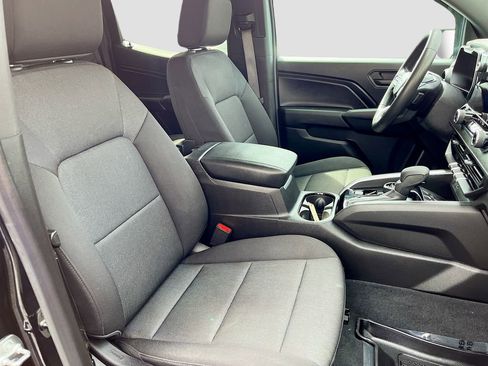 Used 2024 Chevrolet Colorado Trail Boss AWD/4WD image 27