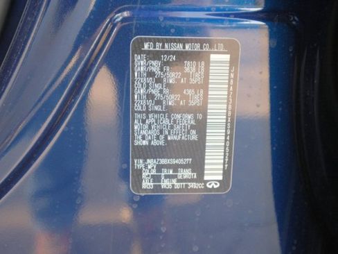 New 2025 INFINITI QX80 Luxe image 24