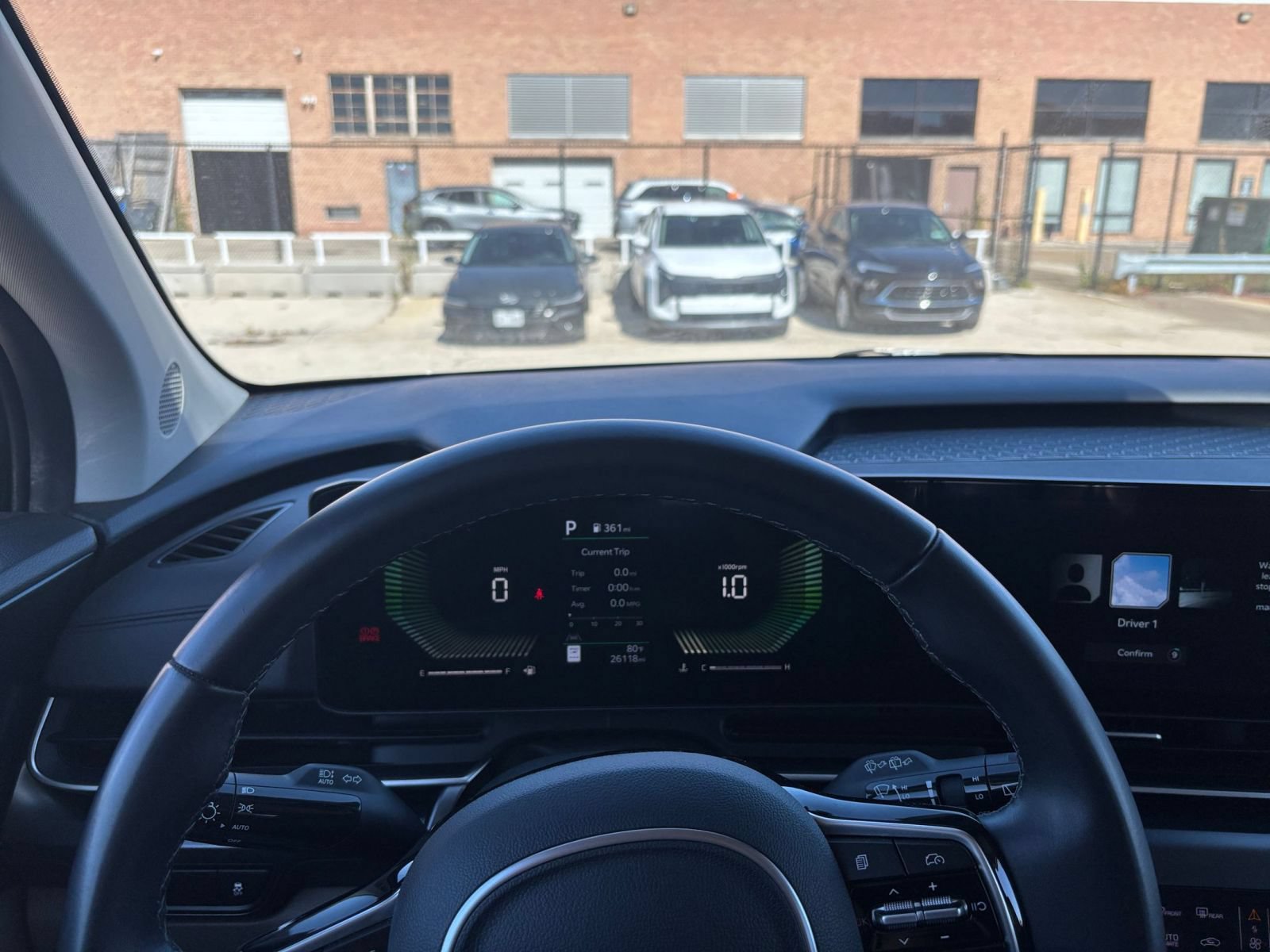 Used 2026 Kia Carnival FWD image 36