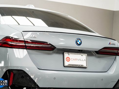 Used 2025 BMW i5 M60 w/ Premium Package AWD/4WD image 13