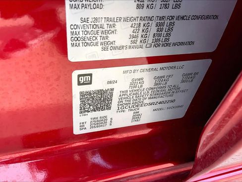 Used 2024 Chevrolet Silverado 1500 RST AWD/4WD image 36