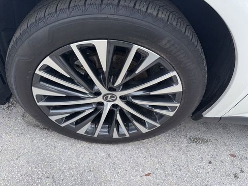 Used 2025 Lexus RX 350 Premium Plus w/ Accessory Package (Z1) FWD image 7