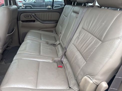 Used 2004 Toyota Sequoia Limited RWD image 13