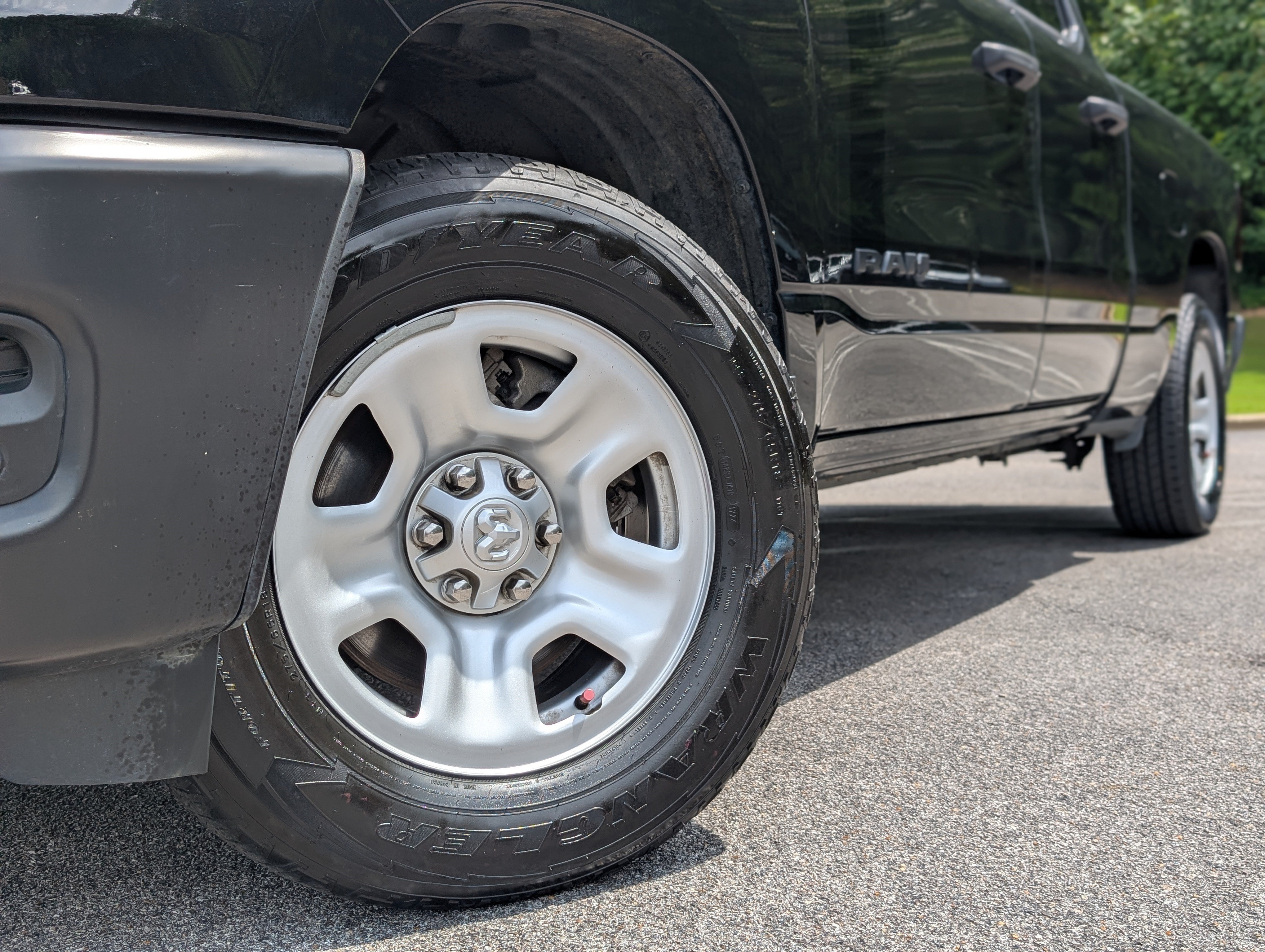 Used 2025 RAM 1500 Tradesman AWD/4WD image 32