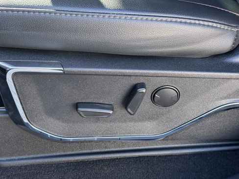 Used 2024 Ford F350 Lariat w/ Lariat Ultimate Package image 14