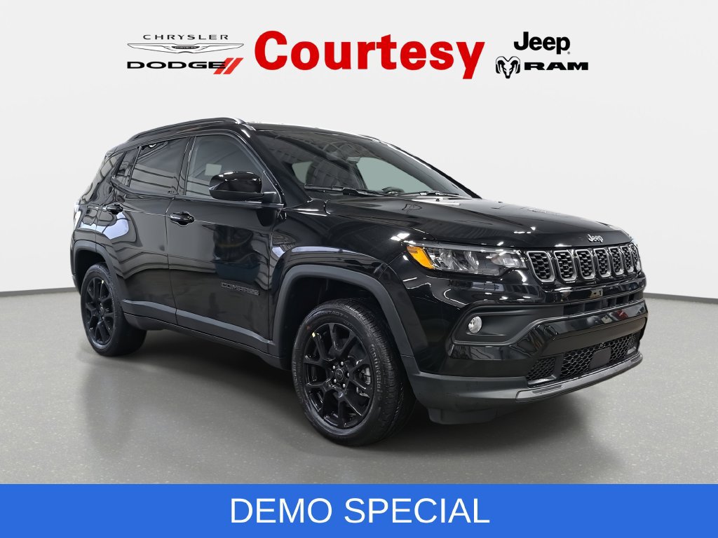 New 2026 Jeep Compass Latitude AWD/4WD image 1