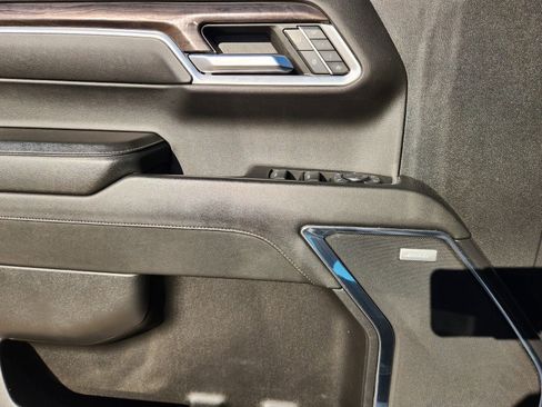 Used 2023 Chevrolet Silverado 1500 LTZ image 23