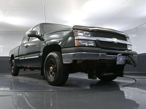 Used 2003 Chevrolet Silverado 1500 LS AWD/4WD image 42