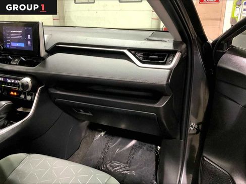 Used 2023 Toyota RAV4 XLE w/ Convenience Package image 19