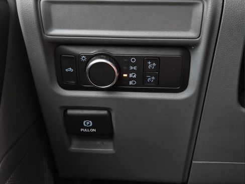Used 2022 Ford F150 XL RWD image 17