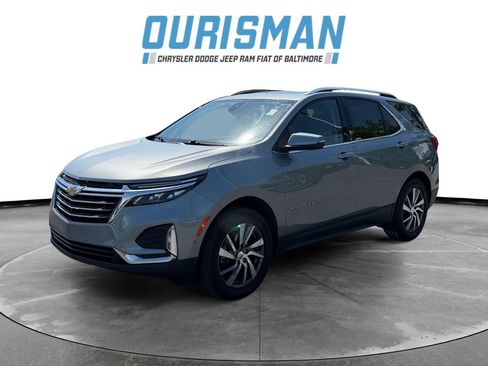 Used 2023 Chevrolet Equinox Premier AWD/4WD image 2