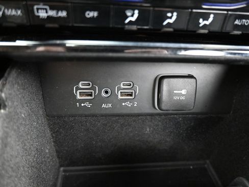 Used 2021 Jeep Grand Cherokee L Limited w/ MOPAR Finishing Package image 32