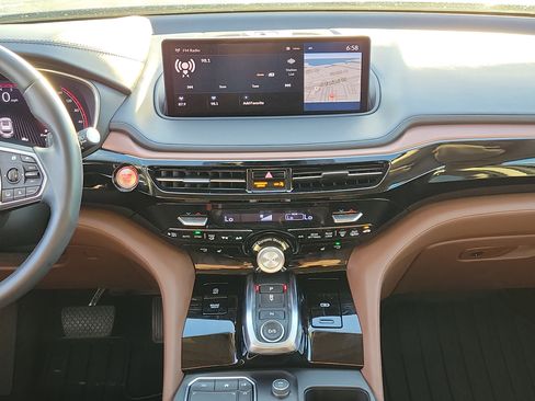 Used 2024 Acura MDX FWD w/ Technology Package image 19