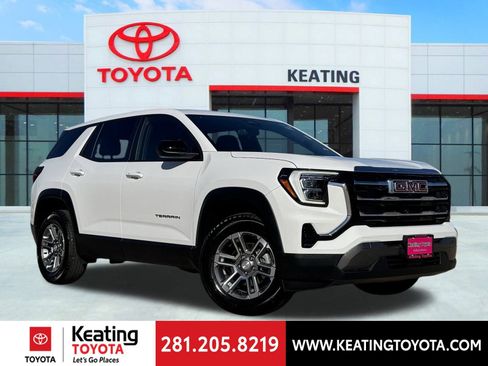 Used 2026 GMC Terrain Elevation image 1