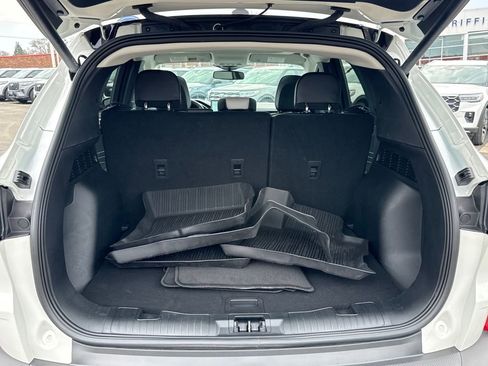 Certified 2025 Ford Escape Platinum w/ Premium Technology Package image 8