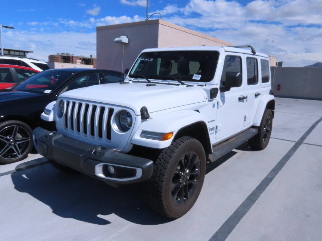 Used 2021 Jeep Wrangler Unlimited Sahara w/ Safety Group AWD/4WD image 2