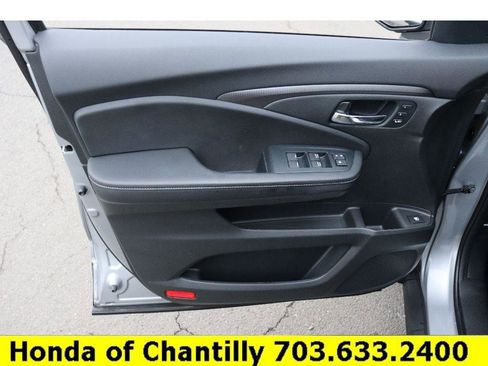 Used 2023 Honda Ridgeline RTL image 25