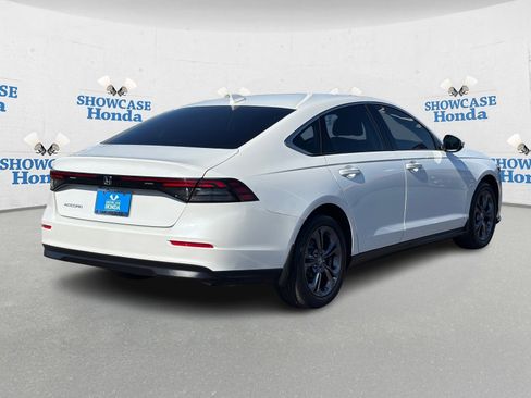 Used 2023 Honda Accord EX image 8