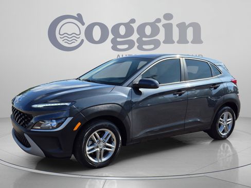 Certified 2023 Hyundai Kona SE w/ Cargo Package AWD/4WD image 1
