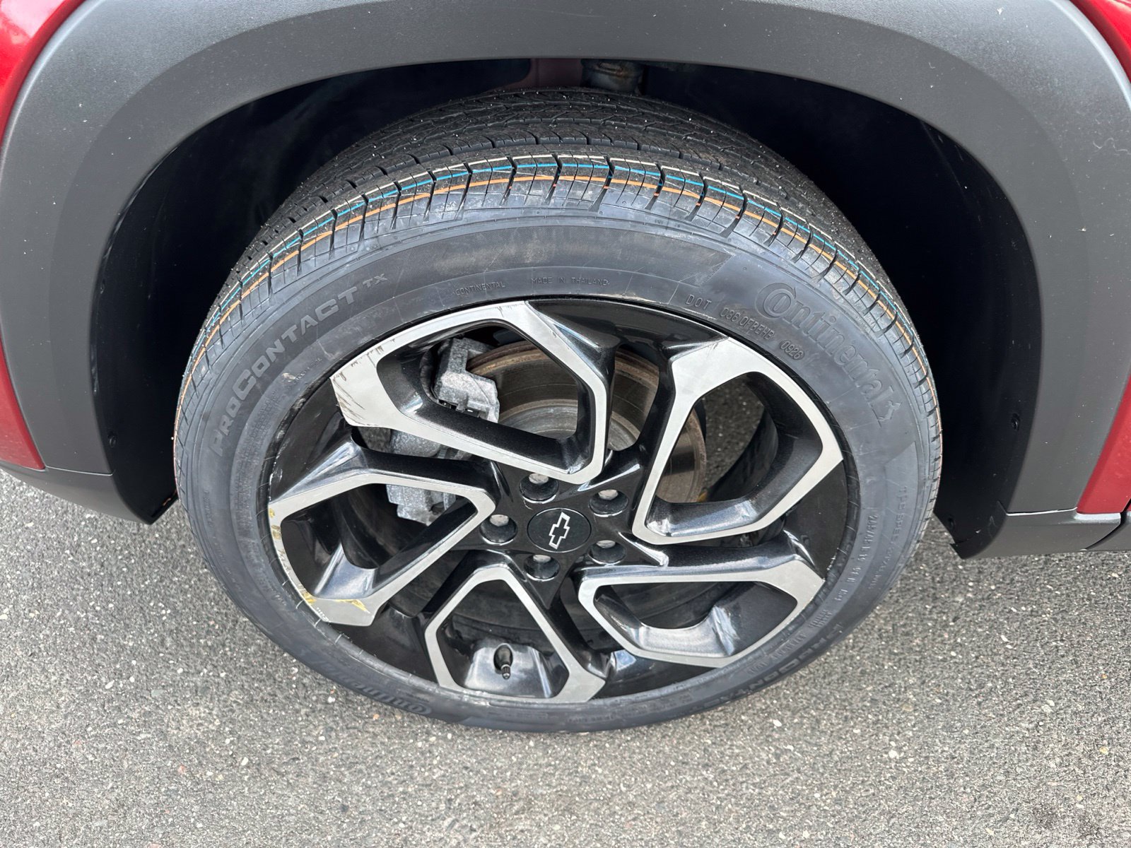 Used 2024 Chevrolet Trax RS FWD image 9