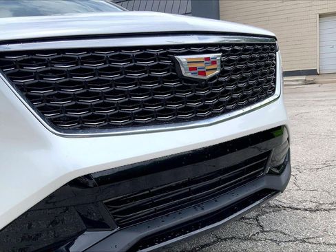 Used 2025 Cadillac XT4 Premium Luxury FWD image 30