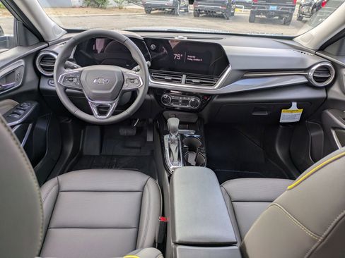 New 2026 Chevrolet Trax ACTIV w/ Driver Confidence Package image 15