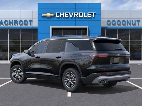 New 2026 Chevrolet Traverse LT image 3