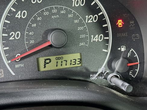 Used 2012 Toyota Corolla LE FWD image 19