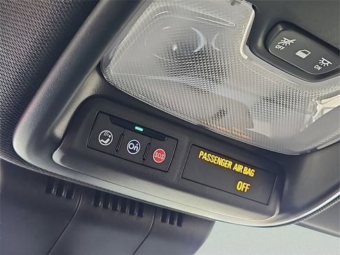 Used 2026 Chevrolet Colorado Trail Boss image 24