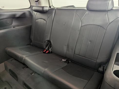 Used 2012 GMC Acadia Denali image 17