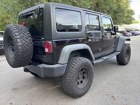 Used 2018 Jeep Wrangler Unlimited Sport image 22