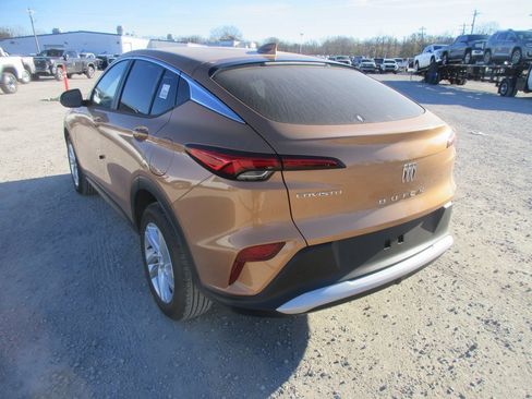 New 2026 Buick Envista Preferred image 8