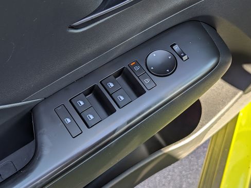 Certified 2024 Hyundai Kona SEL AWD/4WD image 19